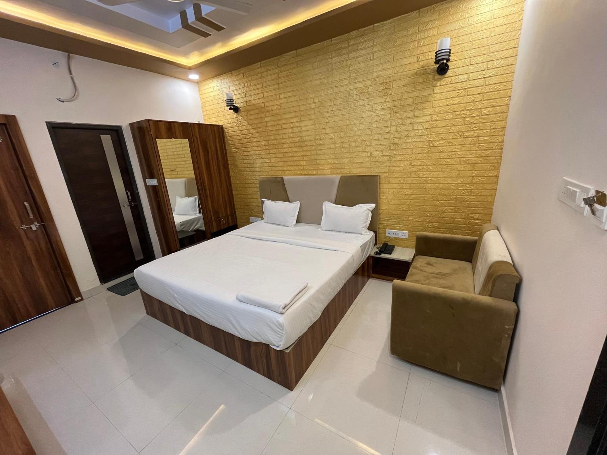 Hotel Rahat Jhalawar Εξωτερικό φωτογραφία