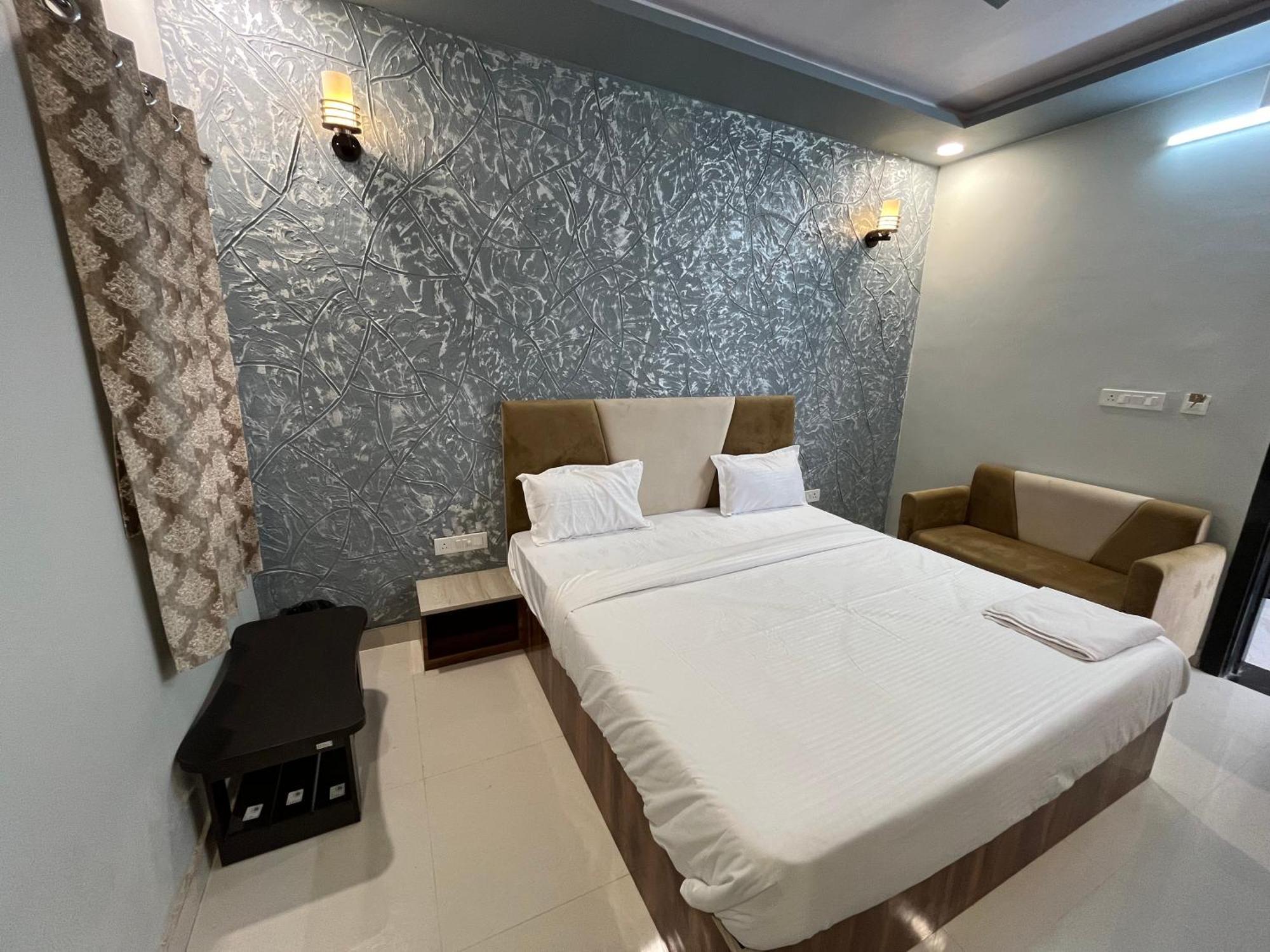 Hotel Rahat Jhalawar Εξωτερικό φωτογραφία